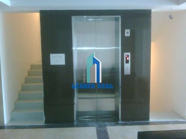 Hệ thống thang máy của tòa nhà Ripac Building